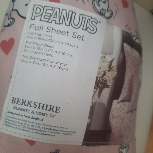 Peanuts Snoopy Full Set Sheets - Picture 2 of 3